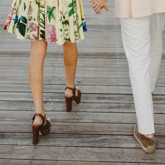 Gucci women’s interlocking G high sandal - only worn 3 times! - Picture 10 of 11